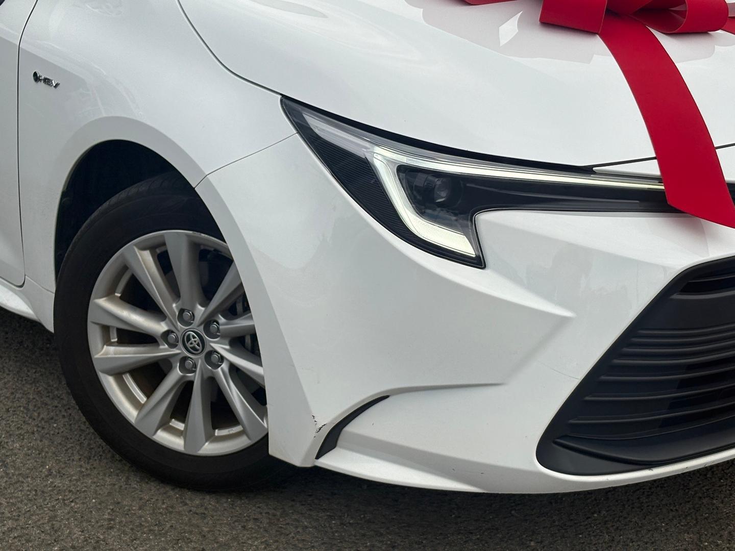2024 Toyota Corolla Ascent Sport in White