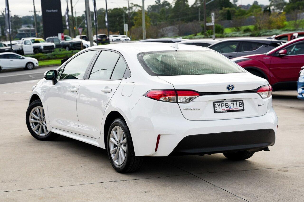 2024 Toyota Corolla Ascent Sport in White