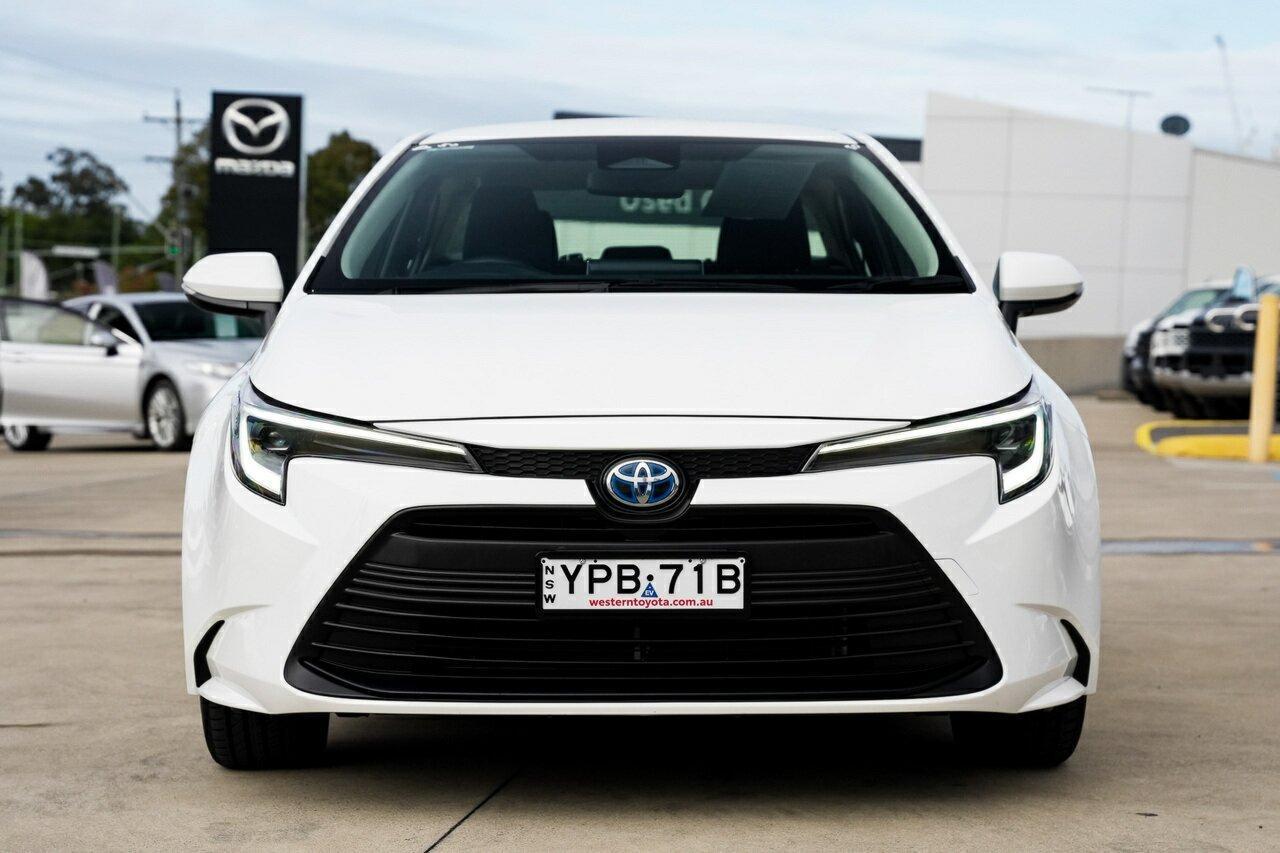 2024 Toyota Corolla Ascent Sport in White