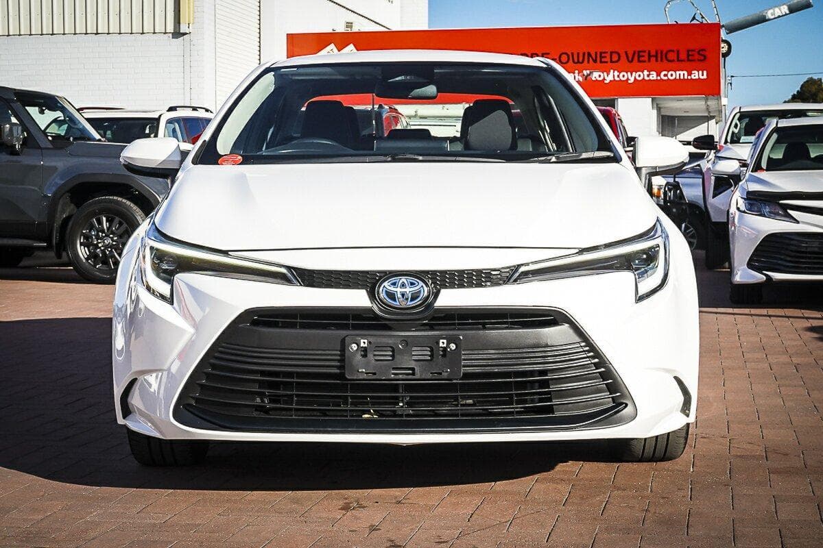 2025 Toyota Corolla Ascent Sport in White