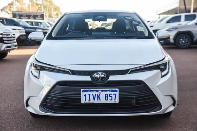 2025 Toyota Corolla Ascent Sport in White