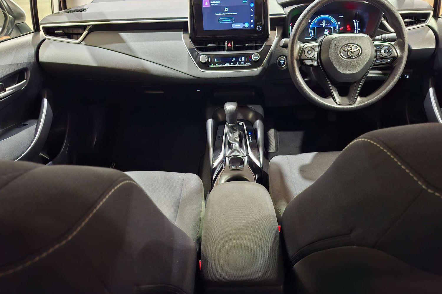 2024 Toyota Corolla Ascent Sport in White