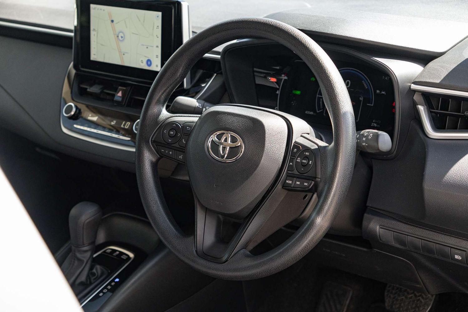 2024 Toyota Corolla Ascent Sport in Silver