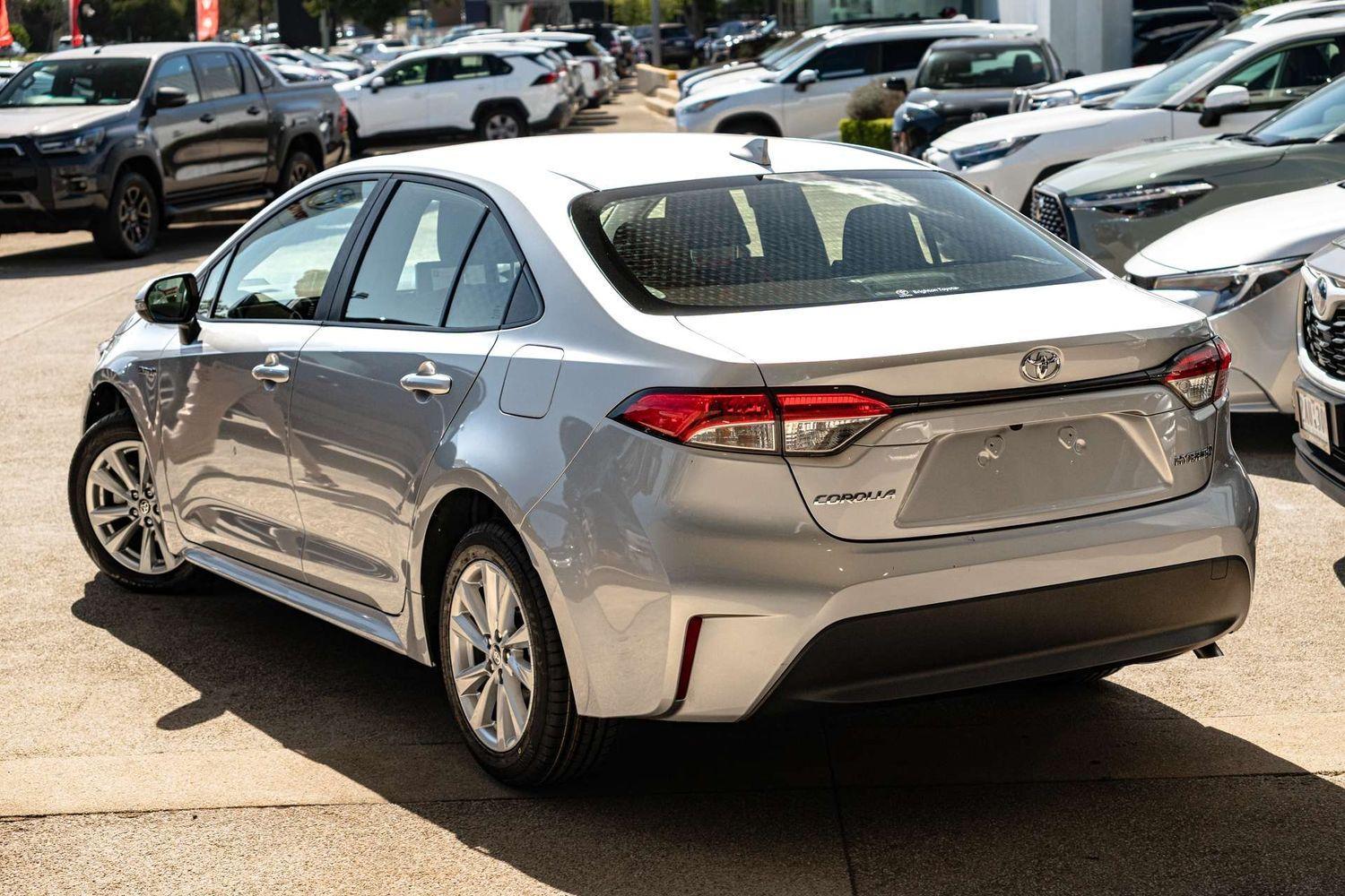 2024 Toyota Corolla Ascent Sport in Silver