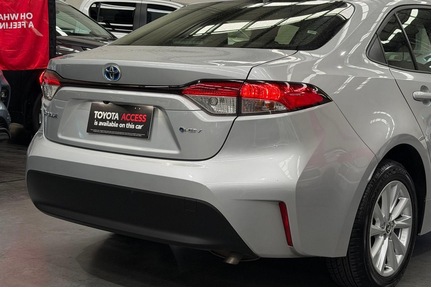 2024 Toyota Corolla Ascent Sport in Silver