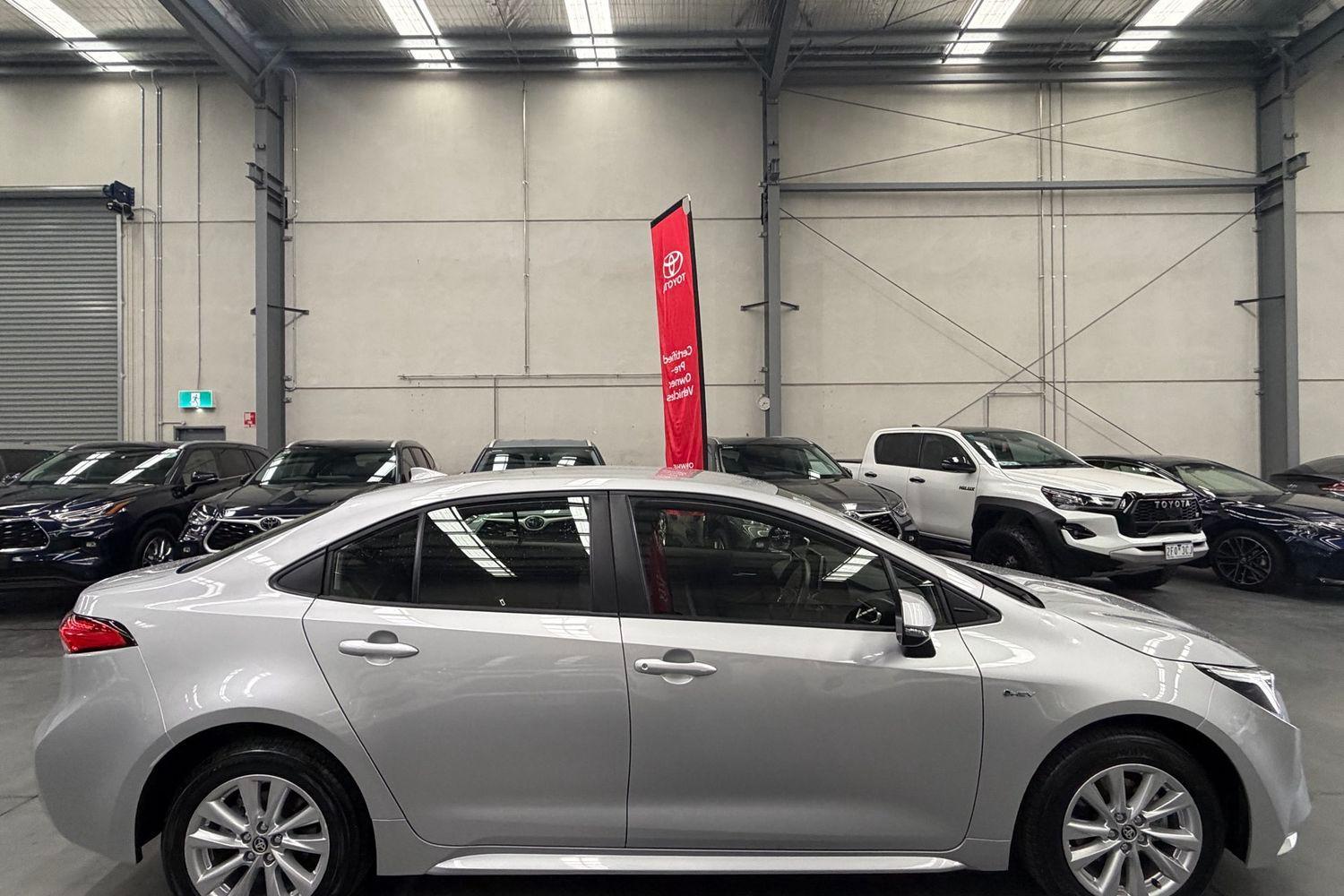 2024 Toyota Corolla Ascent Sport in Silver