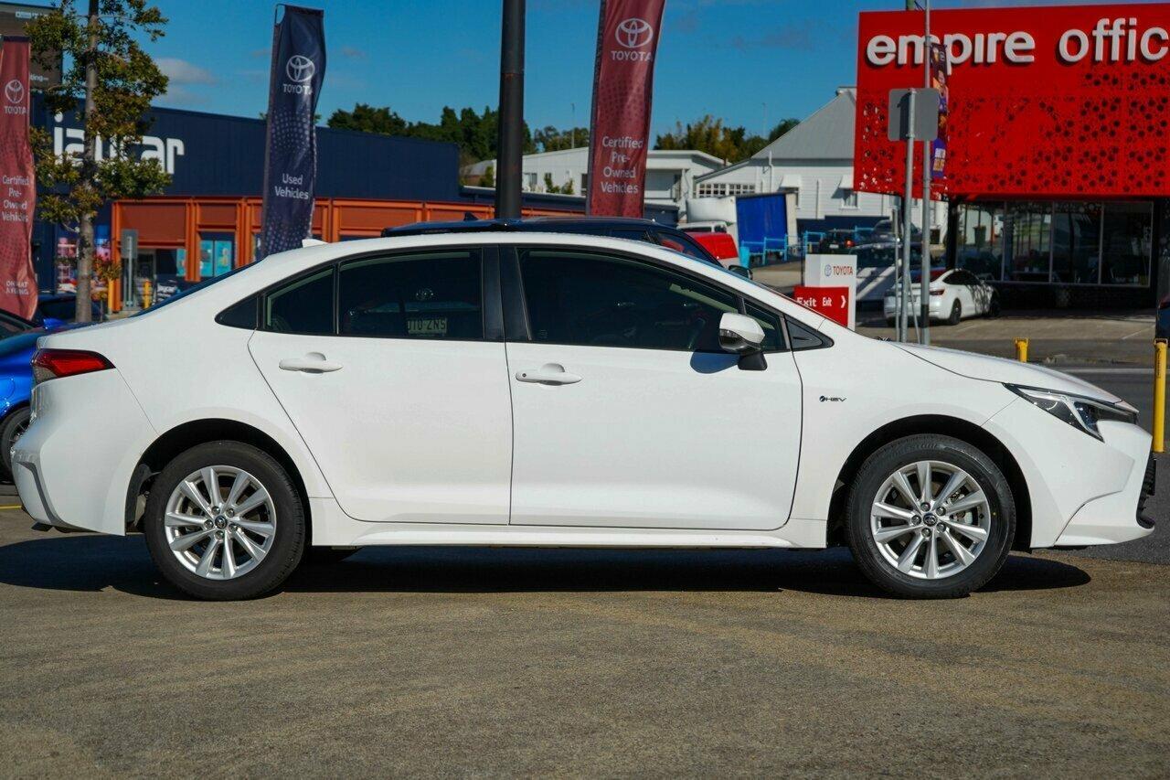 2024 Toyota Corolla Ascent Sport in White