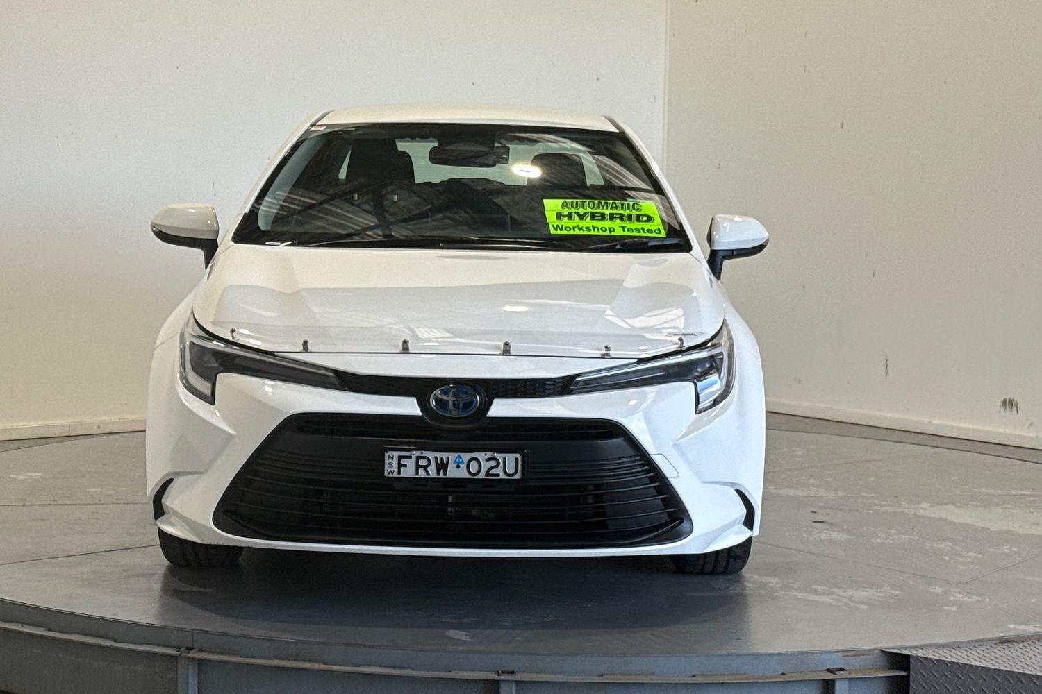 2024 Toyota Corolla Ascent Sport in White