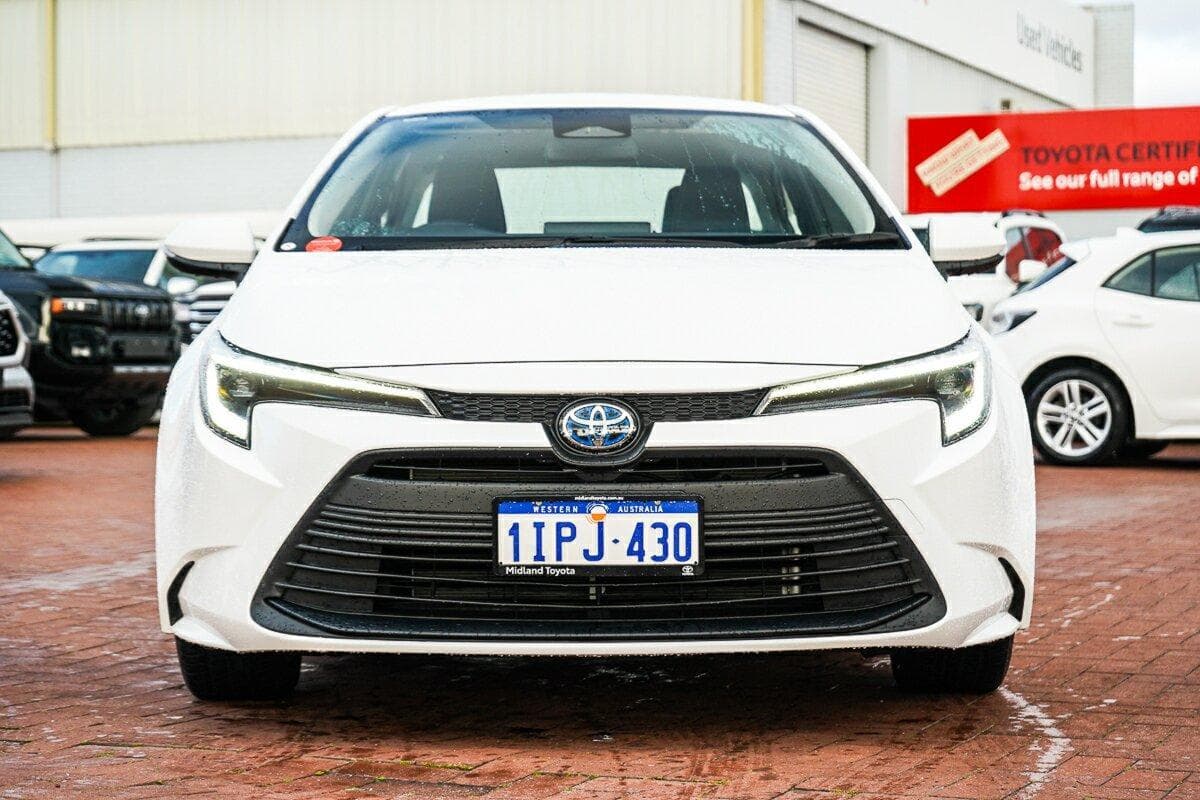2025 Toyota Corolla Ascent Sport in White