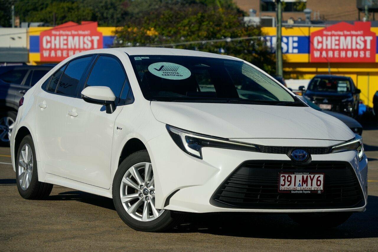 2025 Toyota Corolla Ascent Sport in White