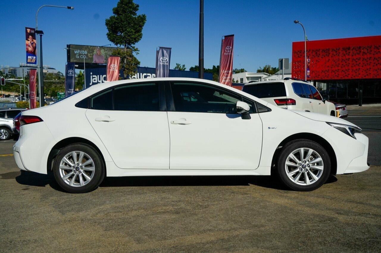 2025 Toyota Corolla Ascent Sport in White