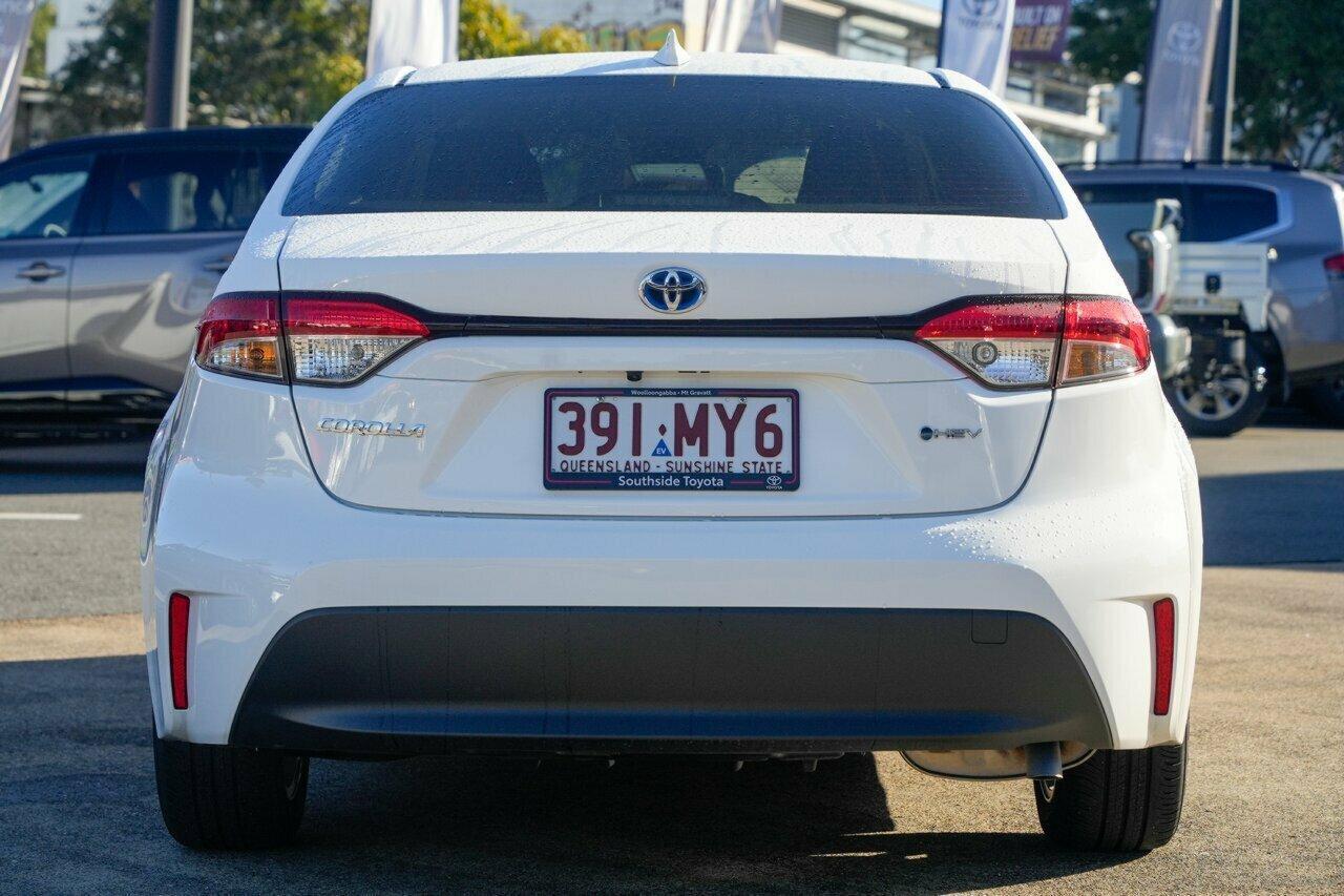 2025 Toyota Corolla Ascent Sport in White