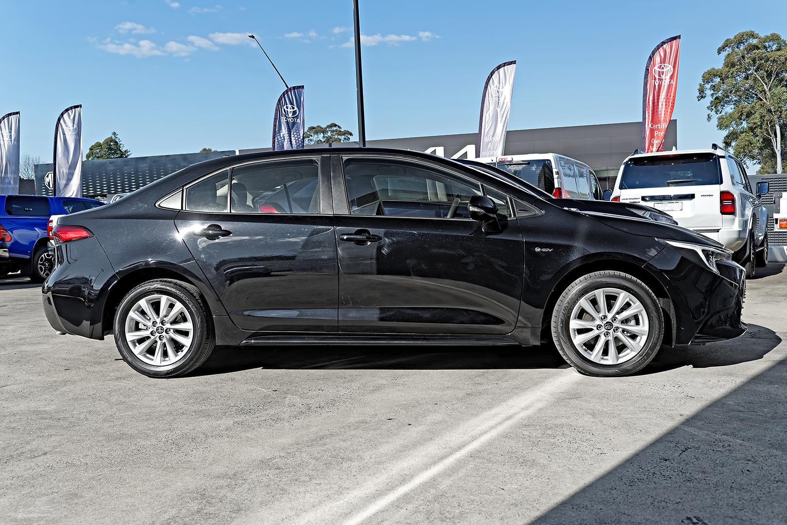 2025 Toyota Corolla Ascent Sport in Black