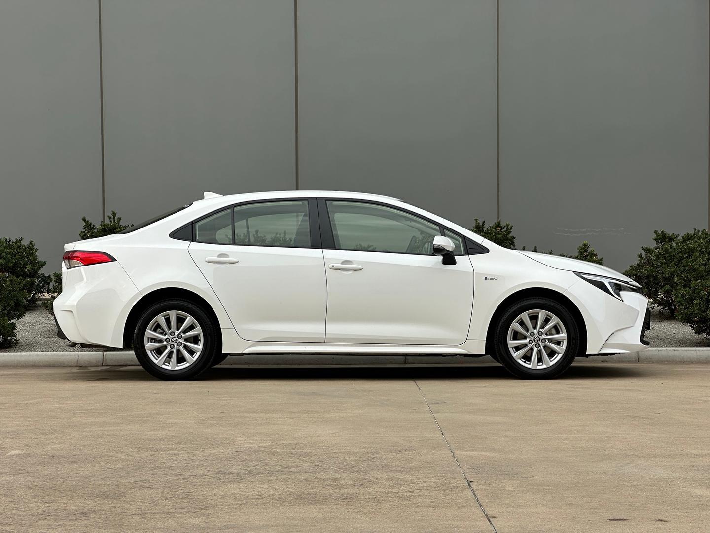2025 Toyota Corolla Ascent Sport in White