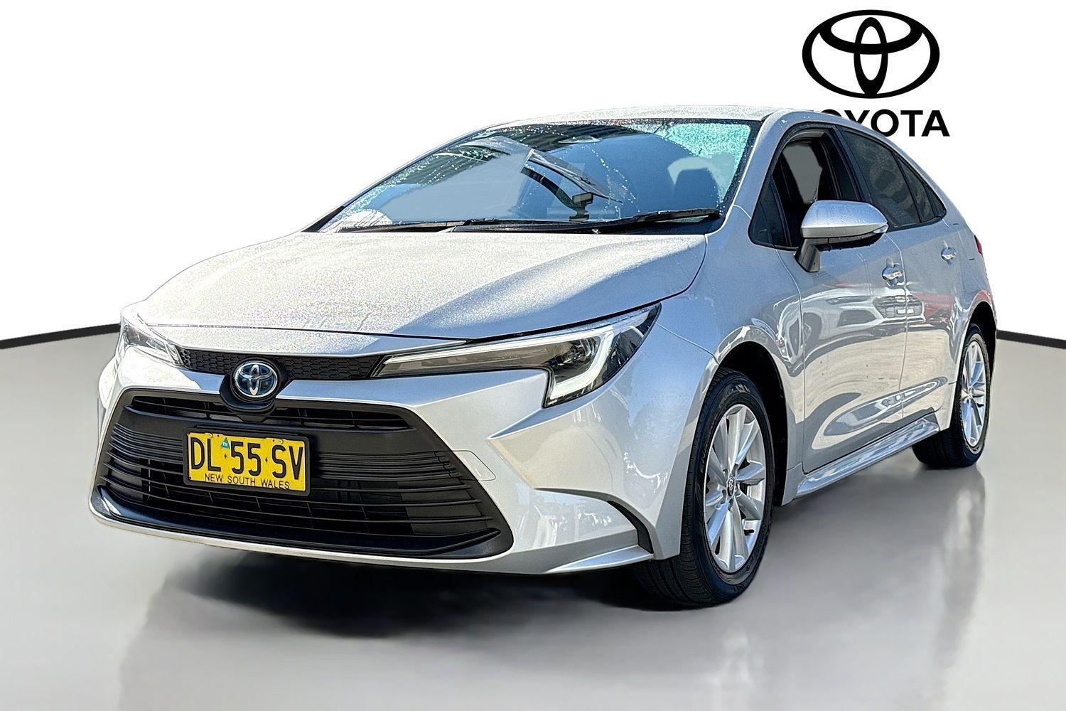 2024 Toyota Corolla Ascent Sport in Silver
