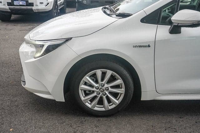 2024 Toyota Corolla Ascent Sport in White
