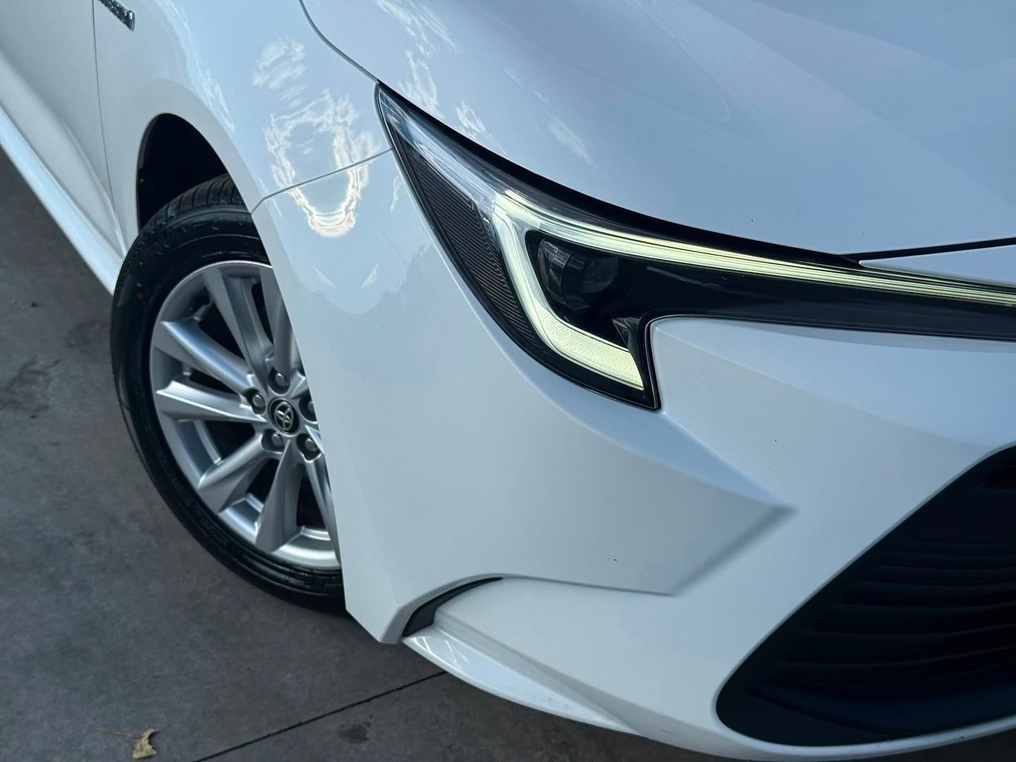 2024 Toyota Corolla Ascent Sport in White