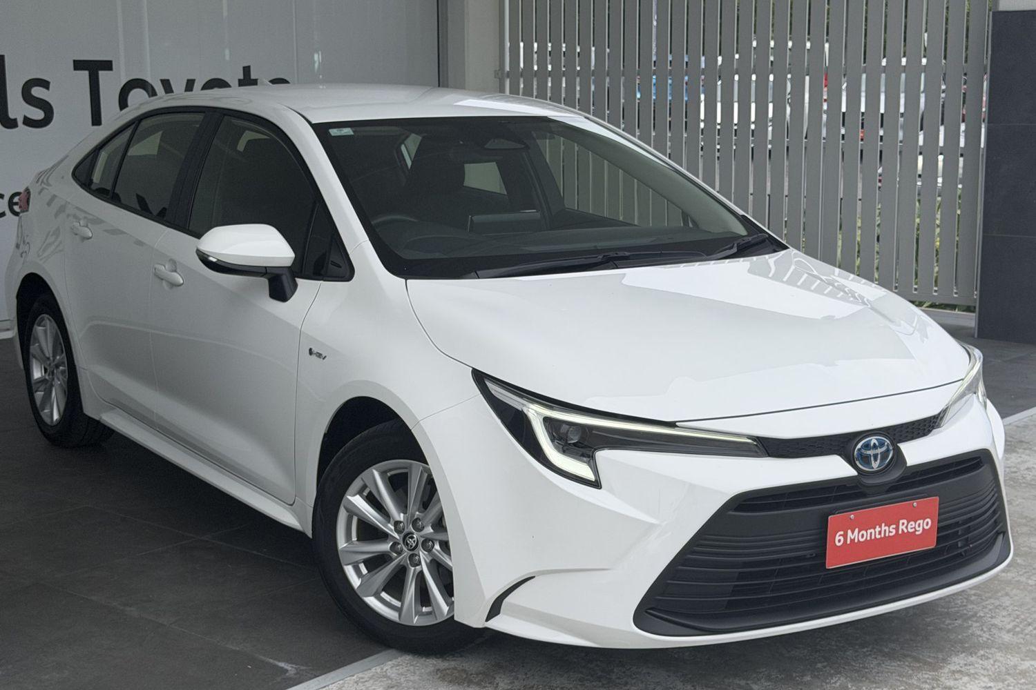 2025 Toyota Corolla Ascent Sport in White