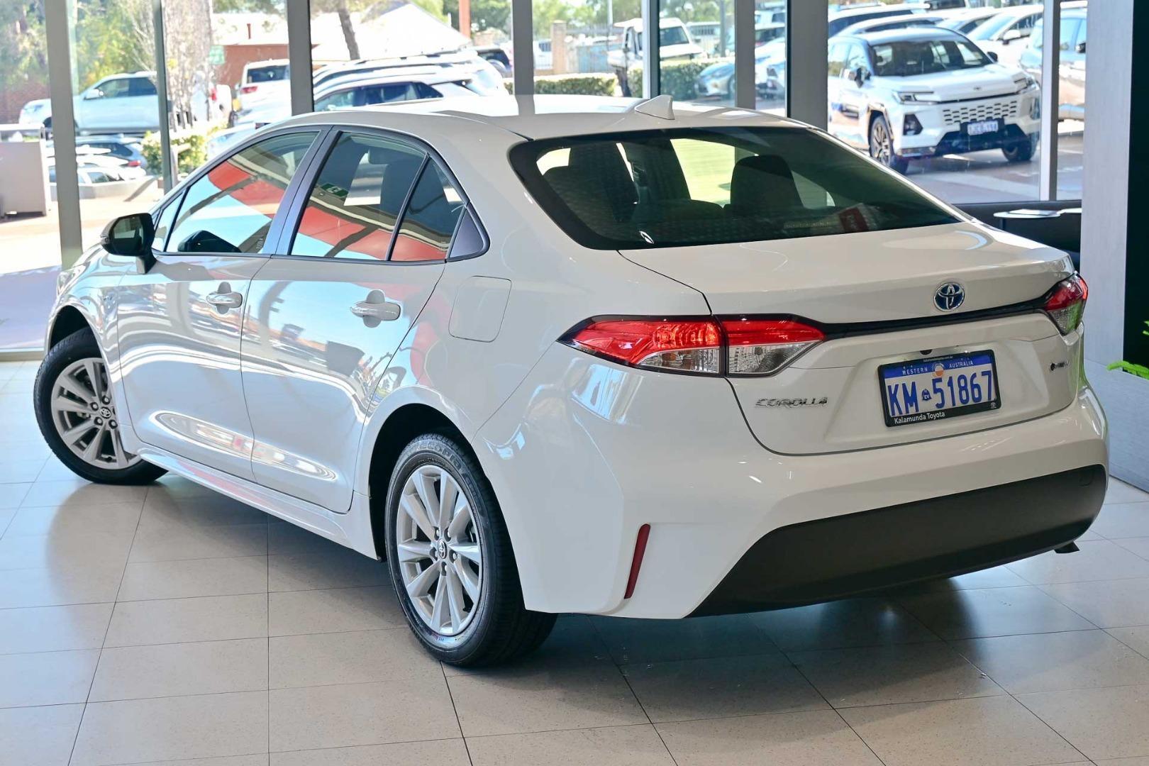 2025 Toyota Corolla Ascent Sport in White