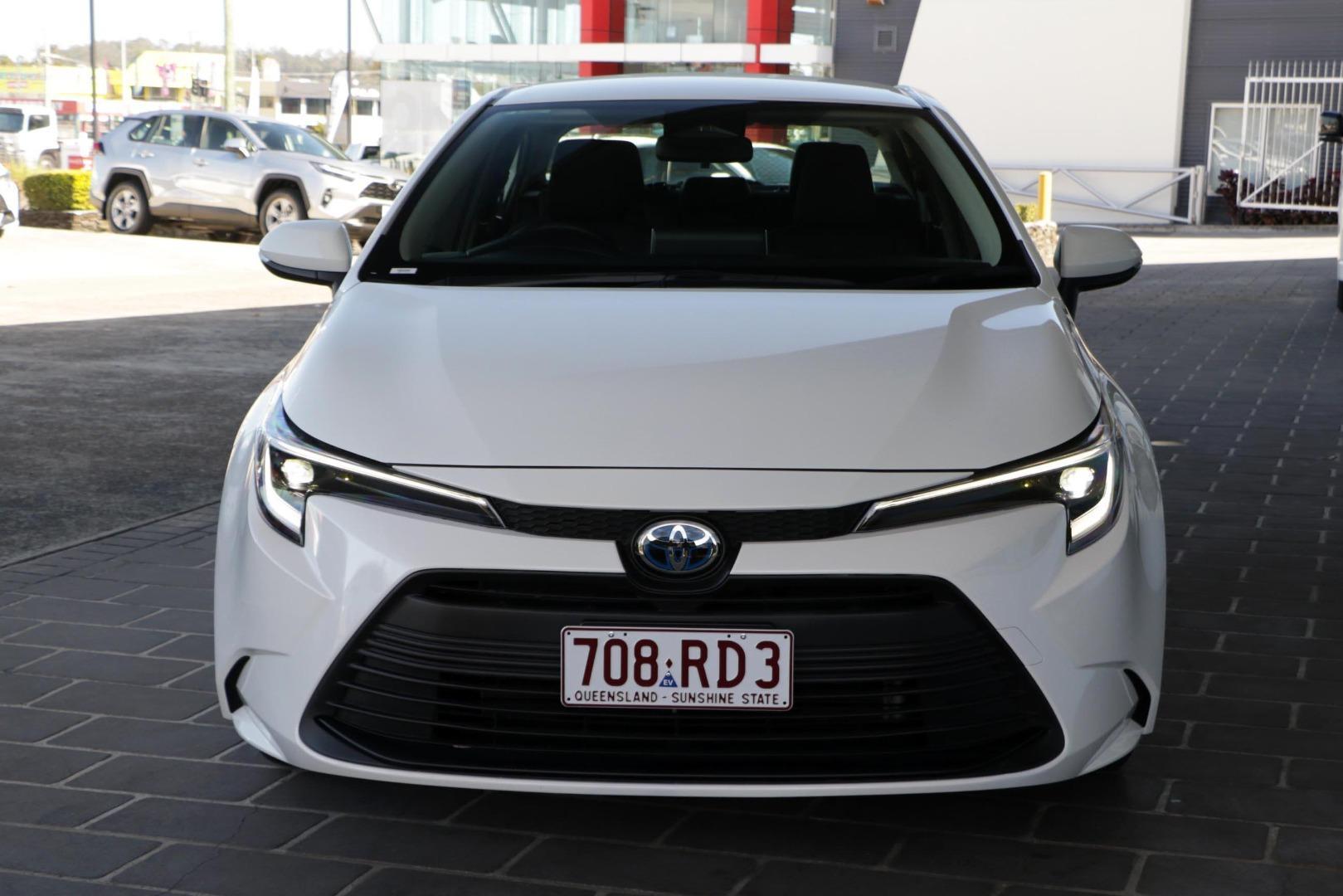 2025 Toyota Corolla Ascent Sport in White