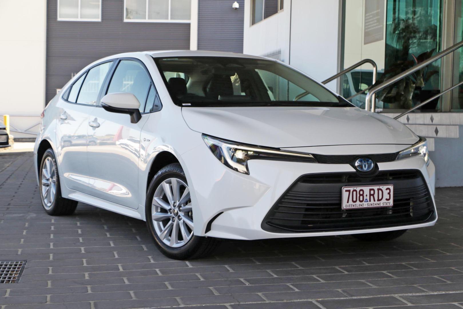 2025 Toyota Corolla Ascent Sport in White