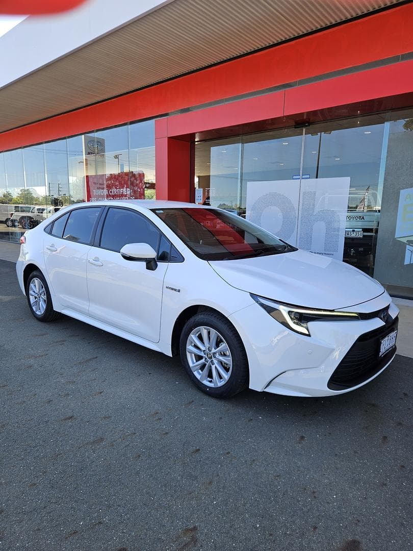 2023 Toyota Corolla Ascent Sport in White