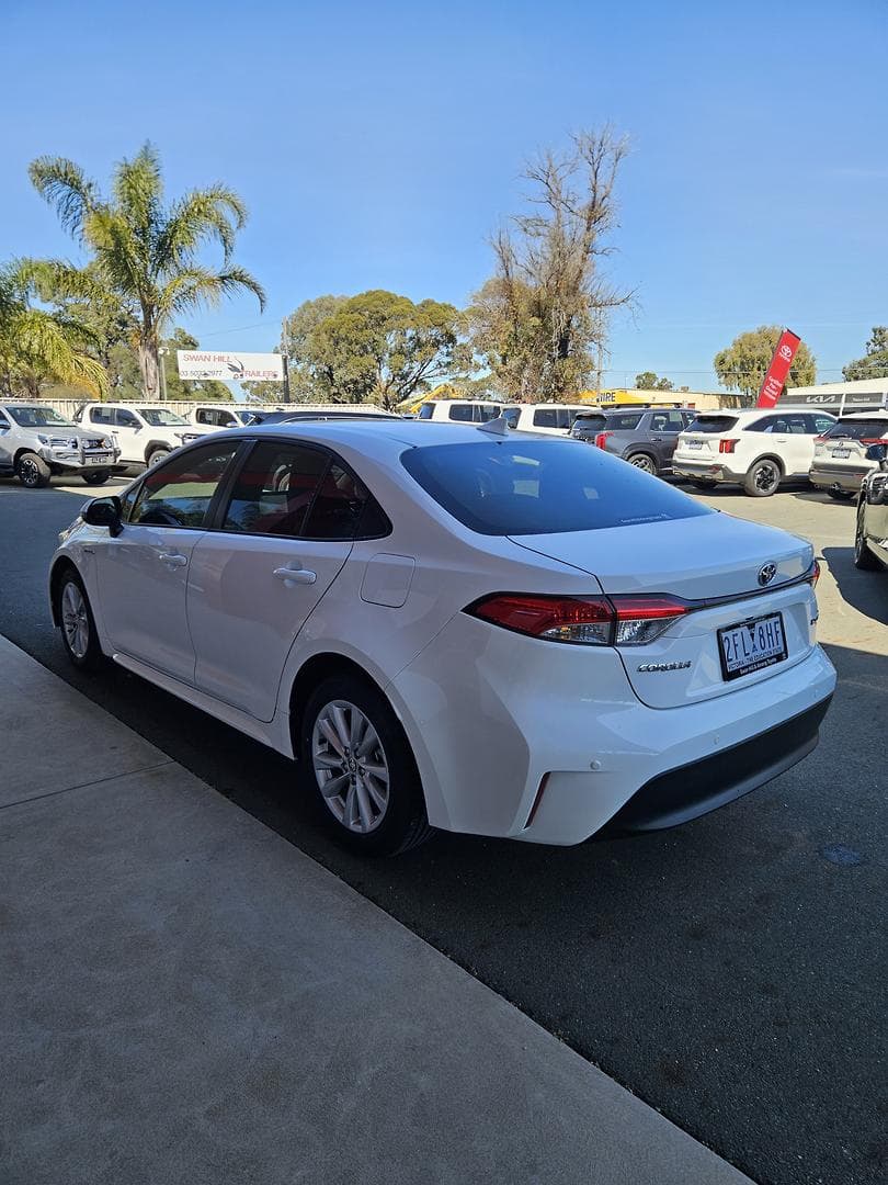 2023 Toyota Corolla Ascent Sport in White
