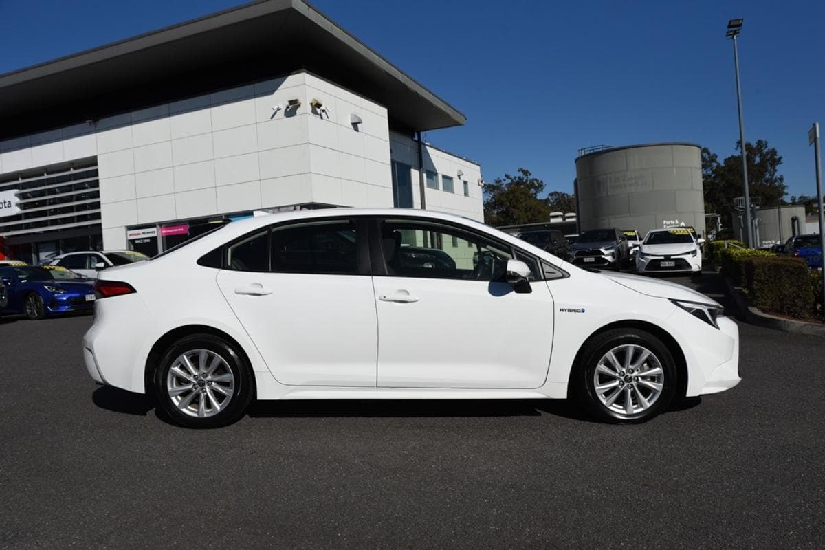 2024 Toyota Corolla Ascent Sport in White
