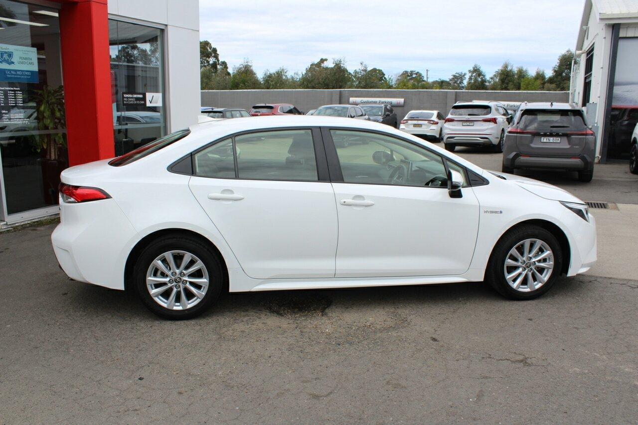 2024 Toyota Corolla Ascent Sport in White