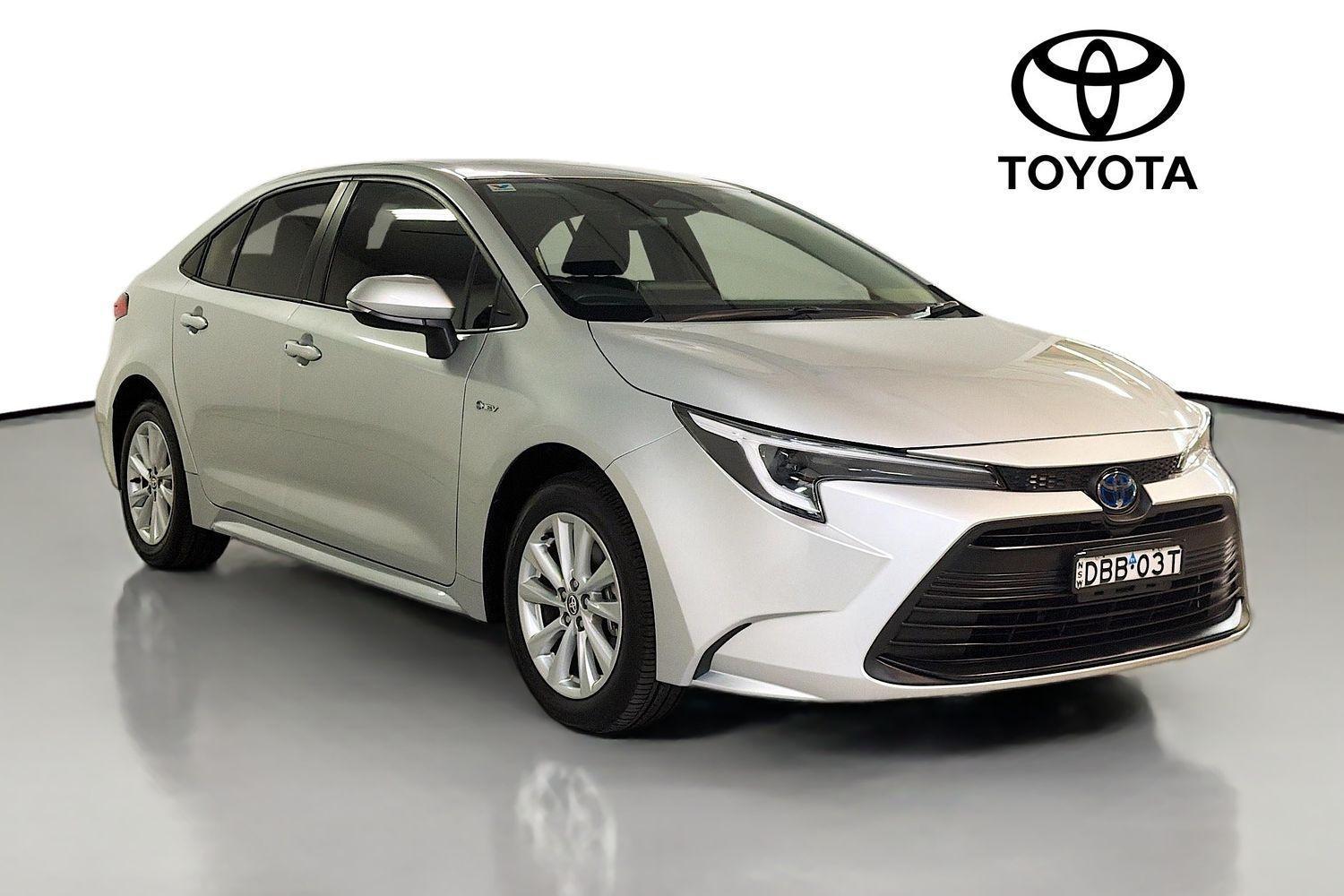 2024 Toyota Corolla Ascent Sport in Silver