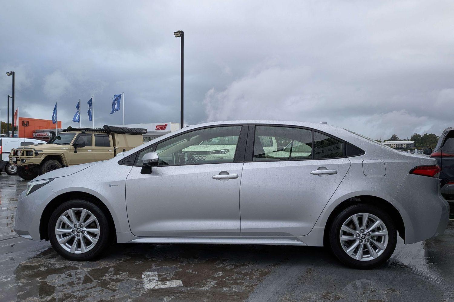 2024 Toyota Corolla Ascent Sport in Silver