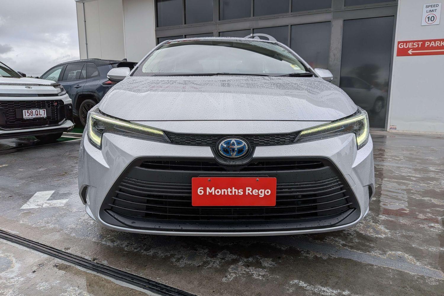 2024 Toyota Corolla Ascent Sport in Silver