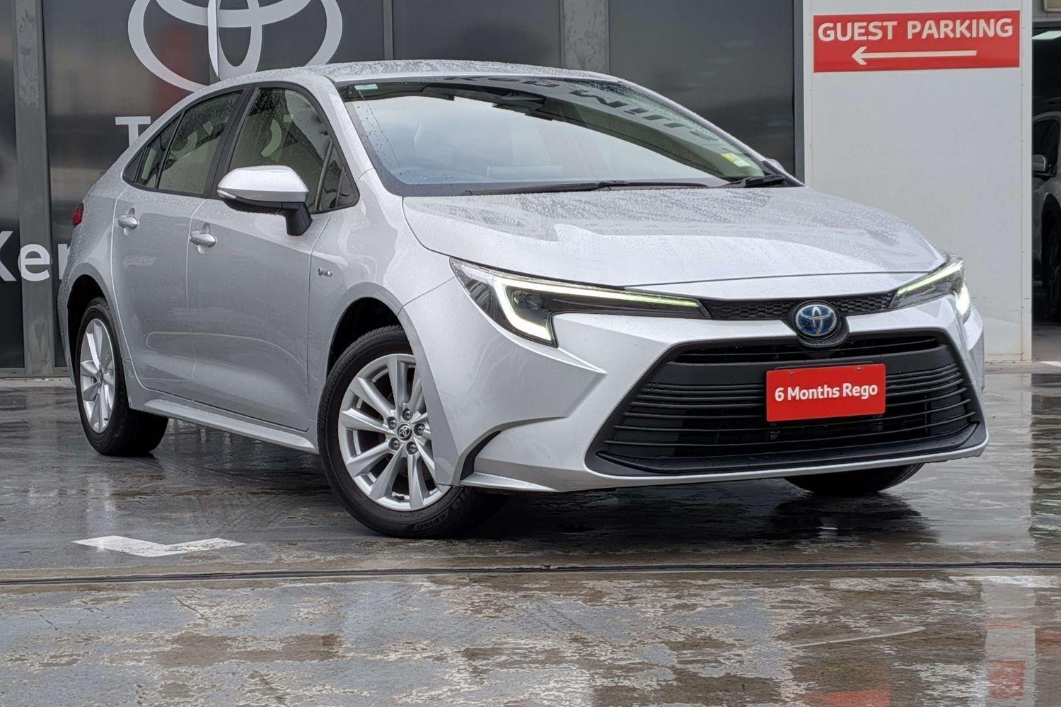 2024 Toyota Corolla Ascent Sport in Silver