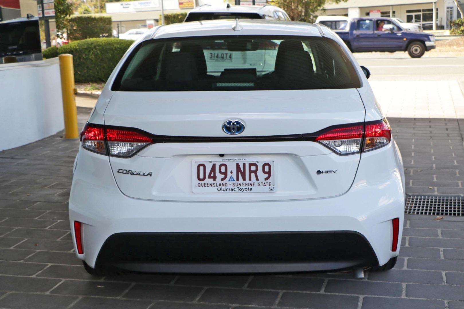 2025 Toyota Corolla SX in White