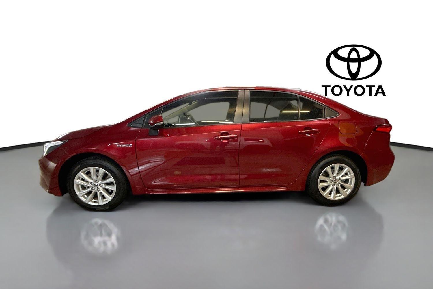 2023 Toyota Corolla Ascent Sport in Red