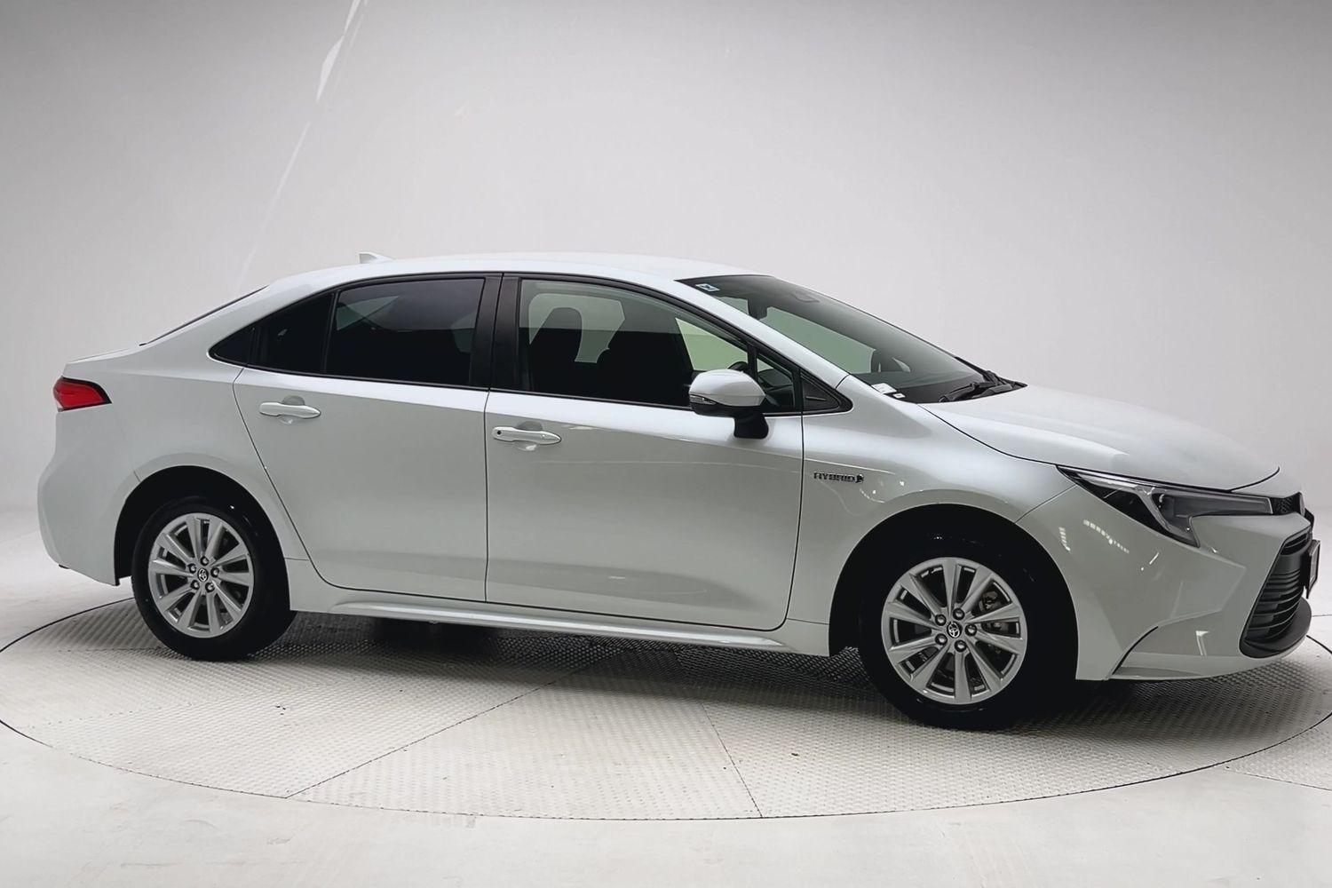 2023 Toyota Corolla SX in White