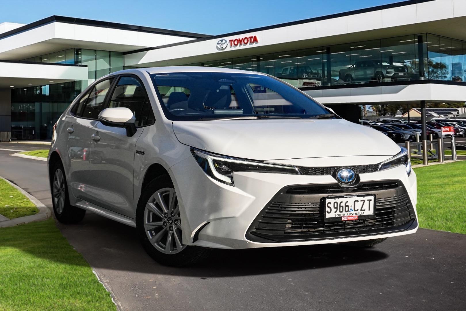 2024 Toyota Corolla Ascent Sport in White
