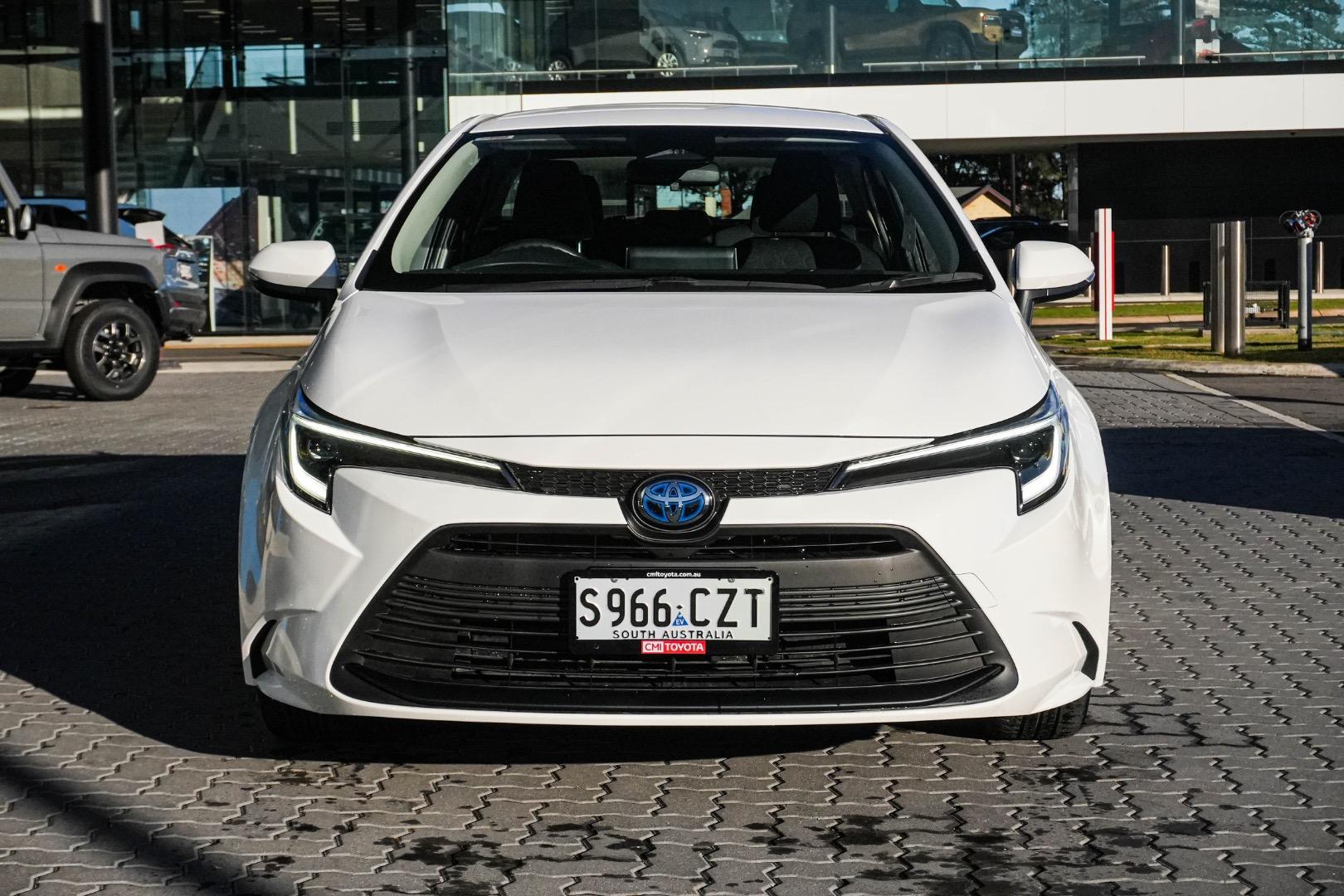 2024 Toyota Corolla Ascent Sport in White