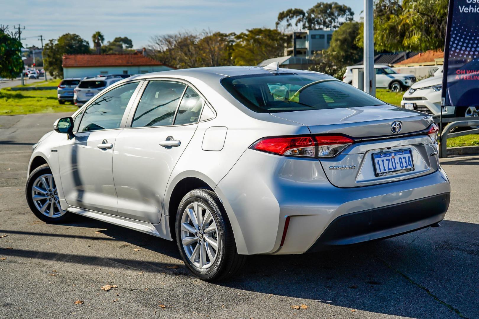 2024 Toyota Corolla Ascent Sport in Silver