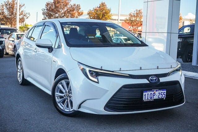 2024 Toyota Corolla Ascent Sport in White