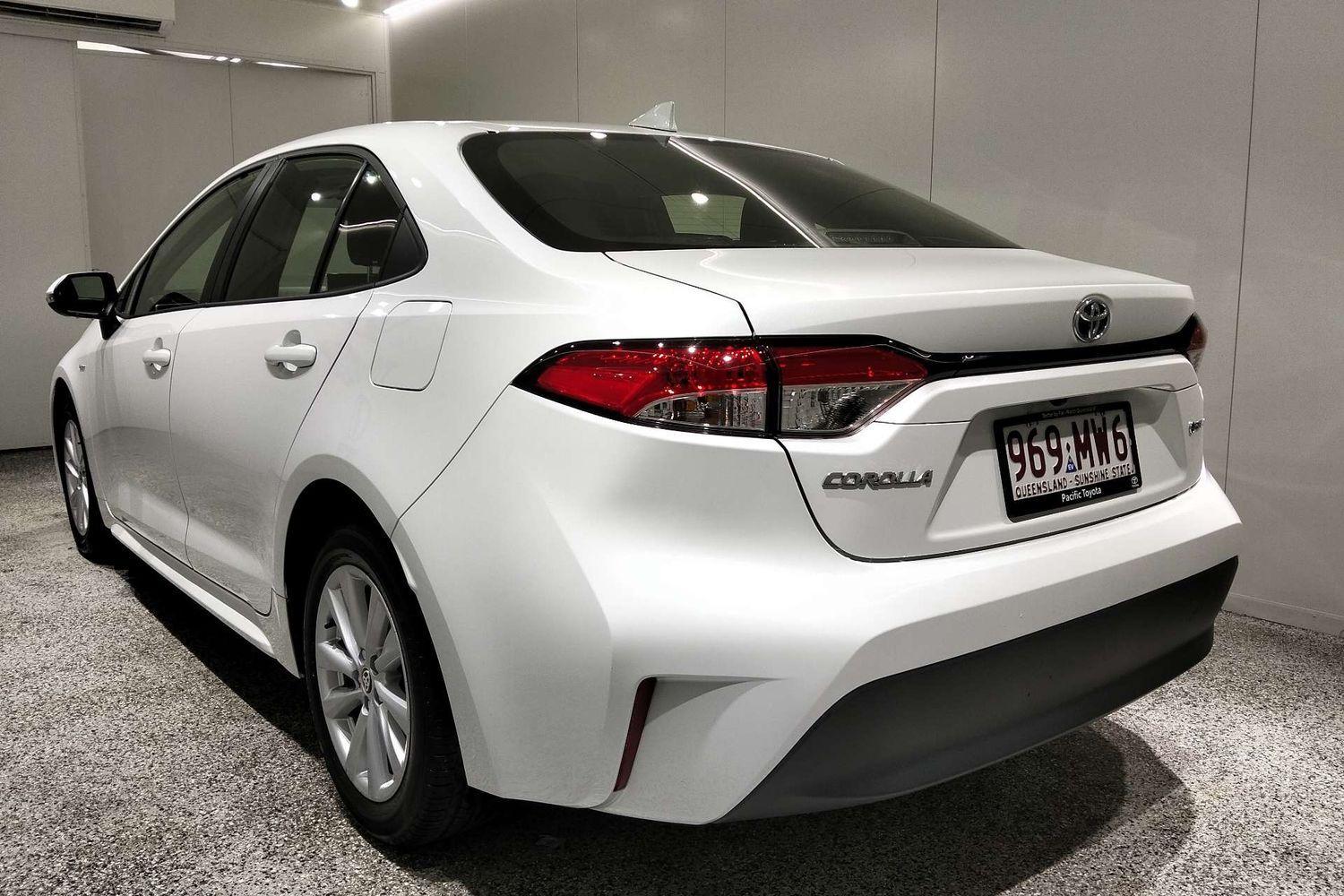 2025 Toyota Corolla Ascent Sport in White