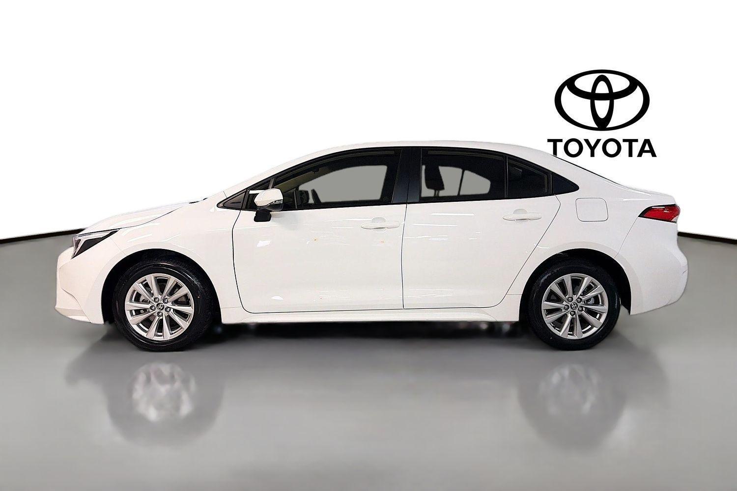 2025 Toyota Corolla Ascent Sport in White