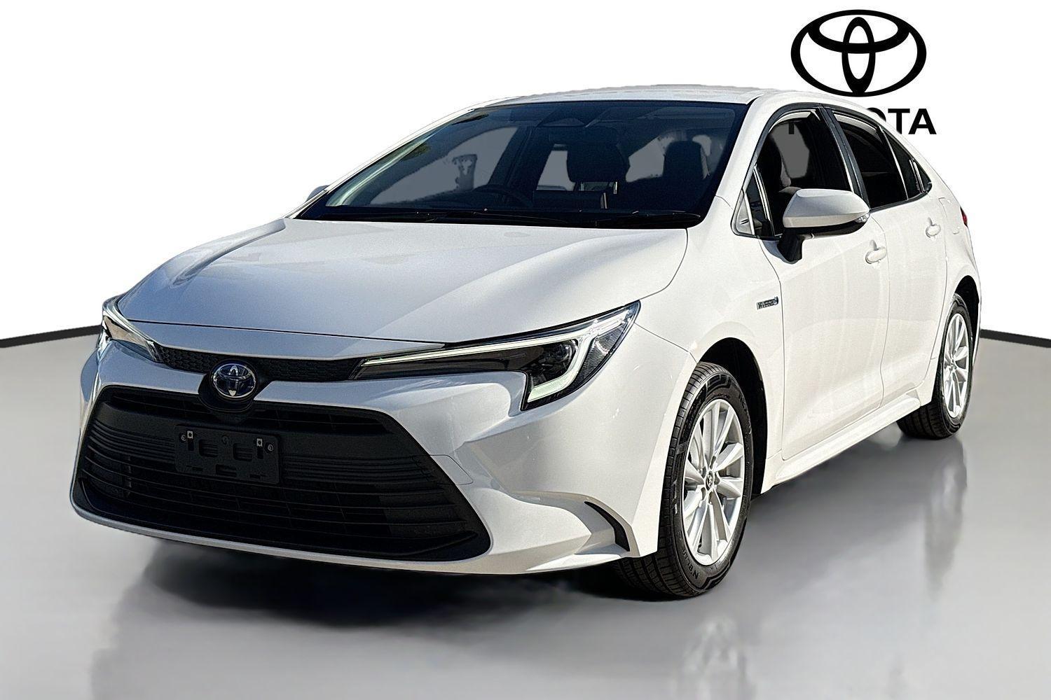 2024 Toyota Corolla Ascent Sport in White