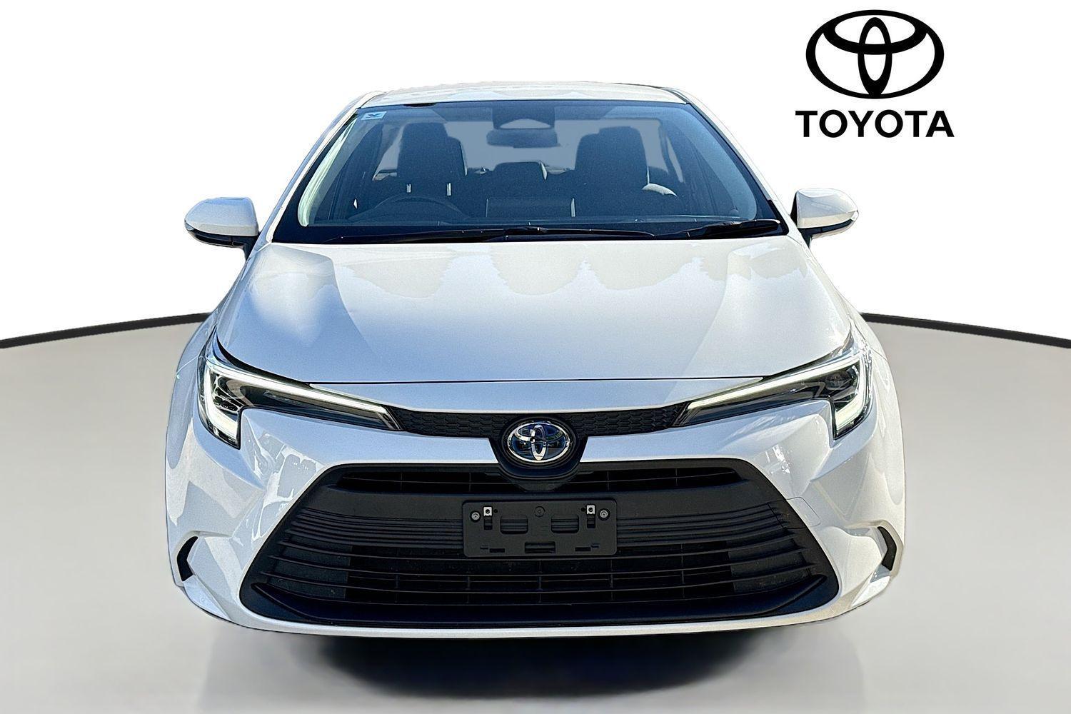 2024 Toyota Corolla Ascent Sport in White