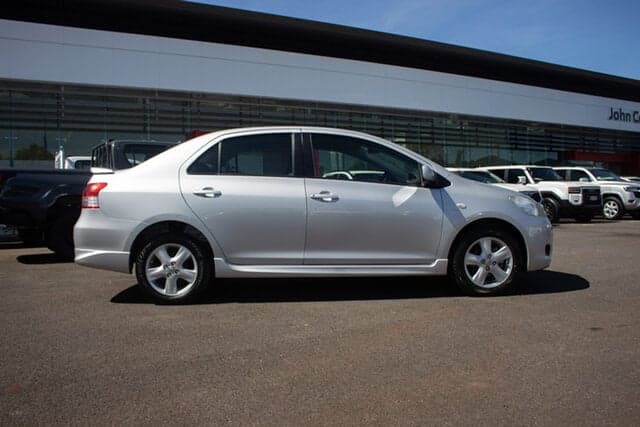 2007 Toyota Yaris YRX in Silver