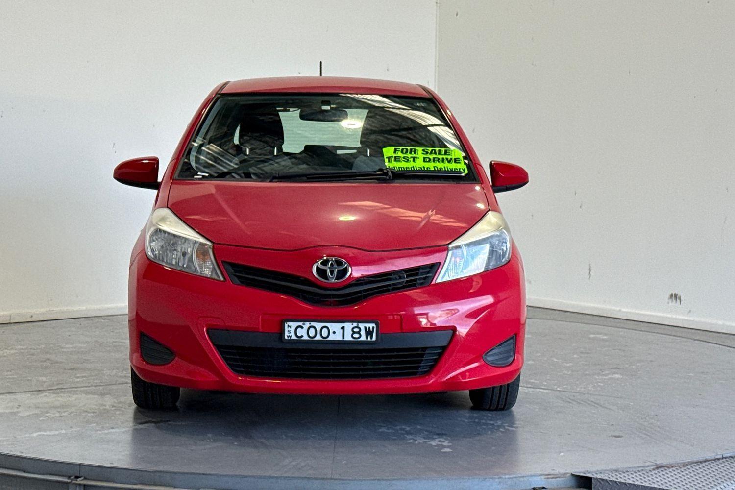 2013 Toyota Yaris YRS in Red