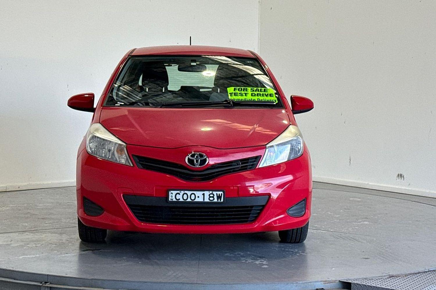 2013 Toyota Yaris YRS in Red