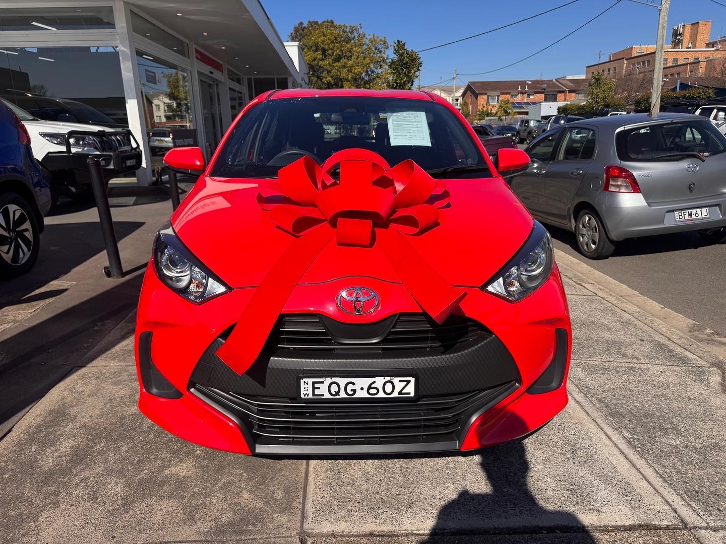2021 Toyota Yaris Ascent Sport in Pink