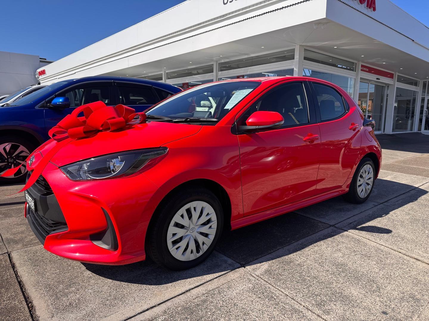 2021 Toyota Yaris Ascent Sport in Pink