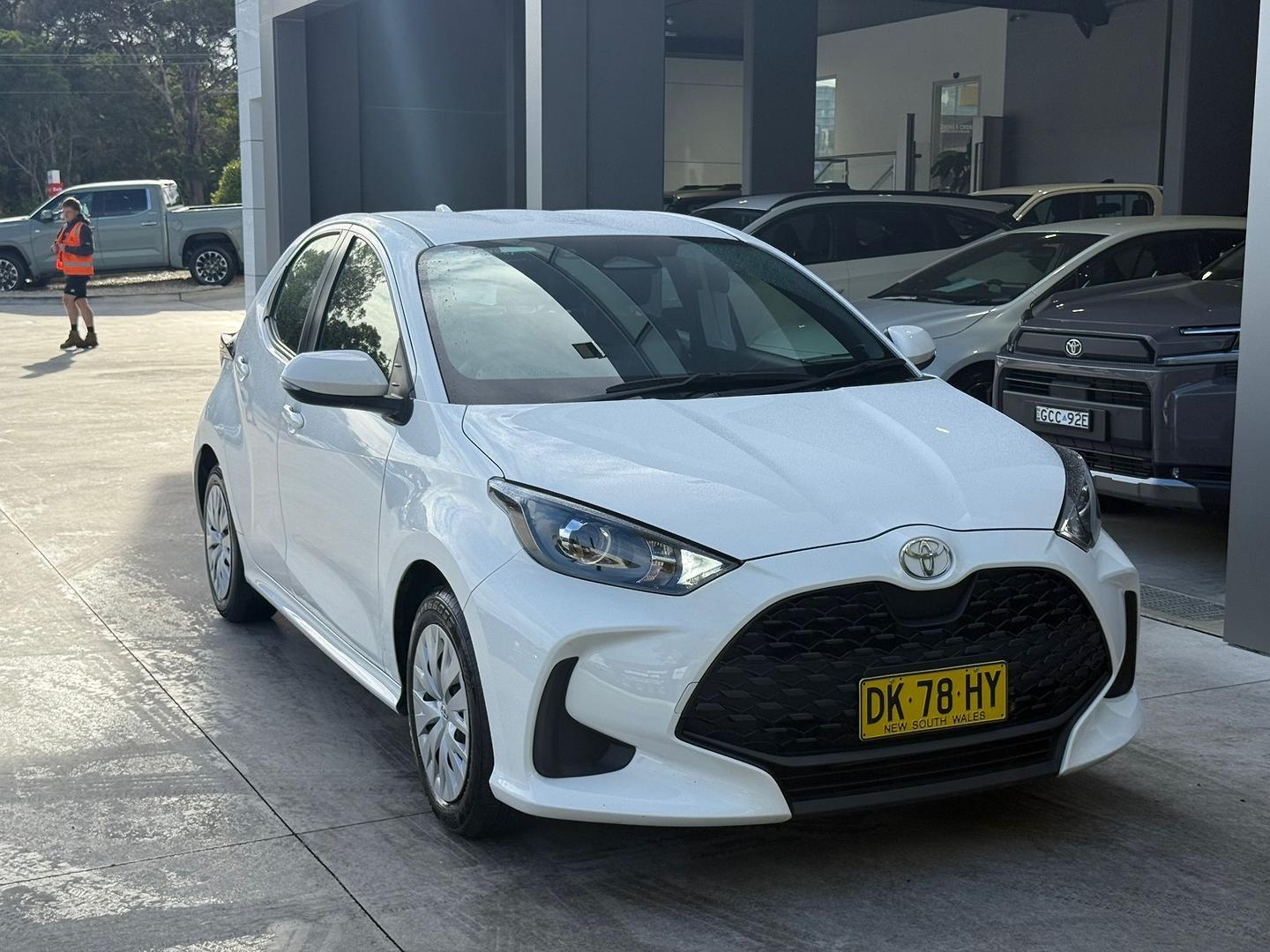 2024 Toyota Yaris Ascent Sport in White